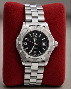 TAG Heuer Professional 200 meters stealess steel women’s watch
