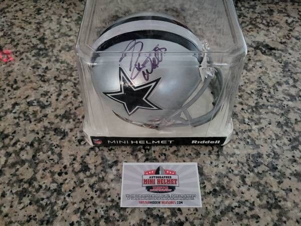 Dallas Cowboys Riddell NFL Mini Football Helmet with Auto Everson Walls