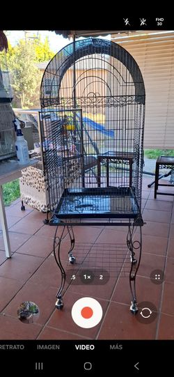 BEAUTIFUL CAGE For any kind of birds NEW/ PRECIOSA JAULA Nueva para cualquier clase de pajaros