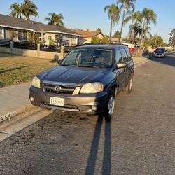 Mazda Tribute 