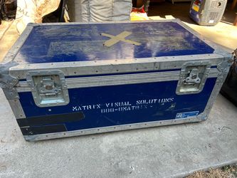 Used Big blue used Bobadilla case with wheels handle & foam travel sturdy hard sided production