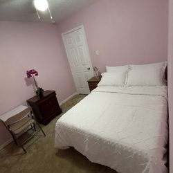 Full Bed With Metal Frame And 5 Inches Foam