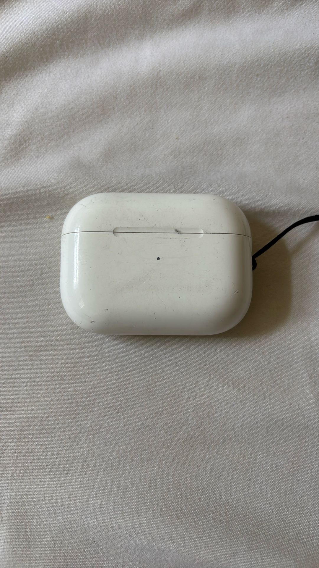 Apple AirPods Pro 2nd Gen Case
