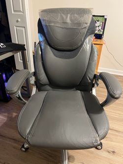 Serta cloud executive Office chair