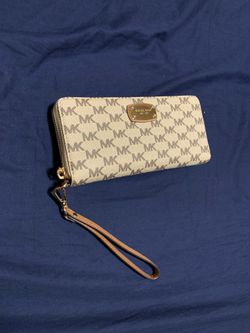 Michael Kora wrist wallet