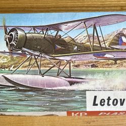 JM929 KP Plastikovy Model 1:72 1935 Letov S.328 Seaplane Kit