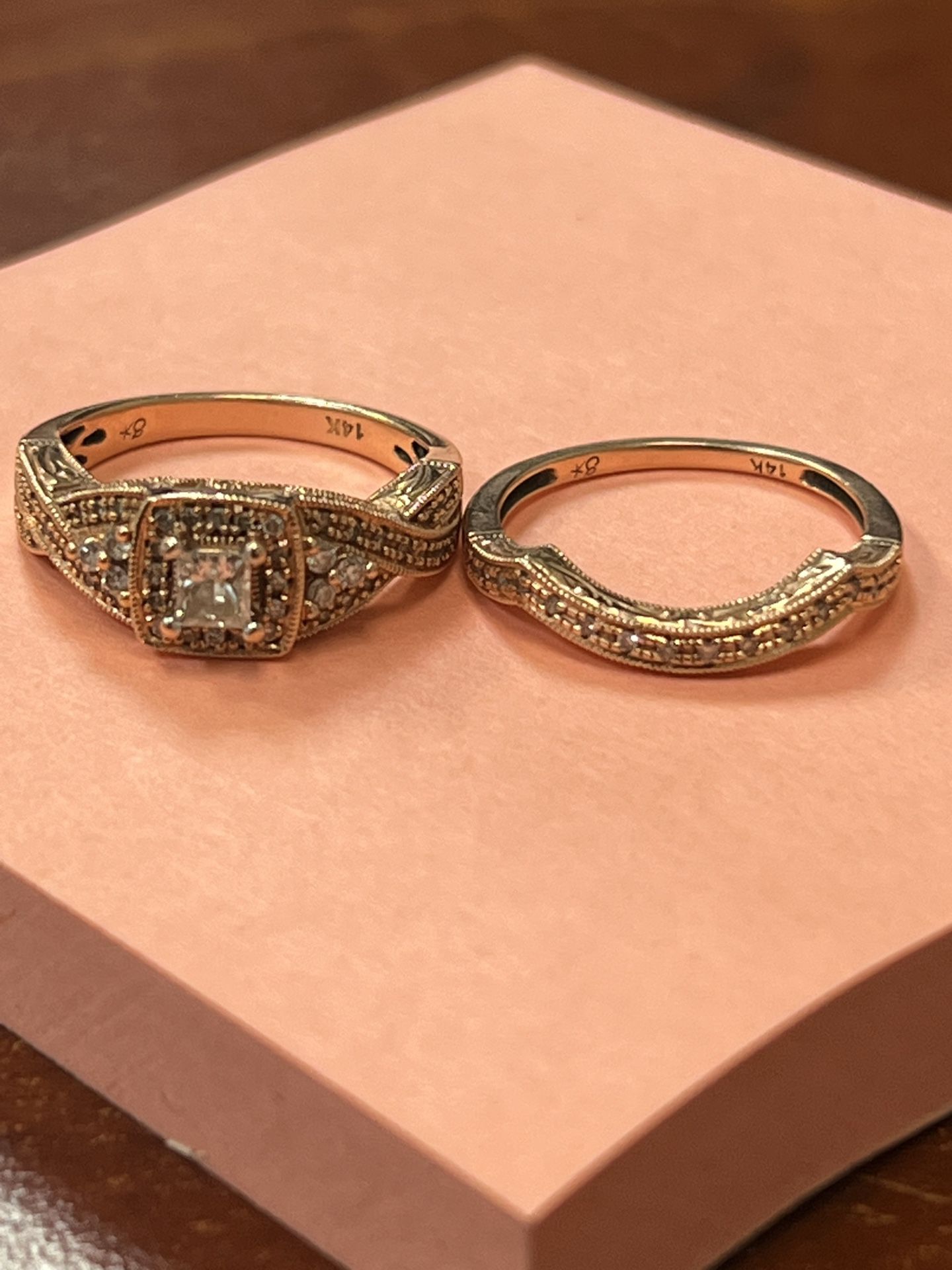 Rose Gold Wedding Ring ( MAKE AN OFFER)