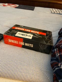12M by 1.5 mag lug nuts