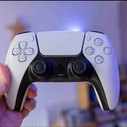 White ps5 controller