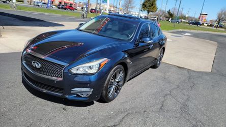 2016 Infiniti Q70