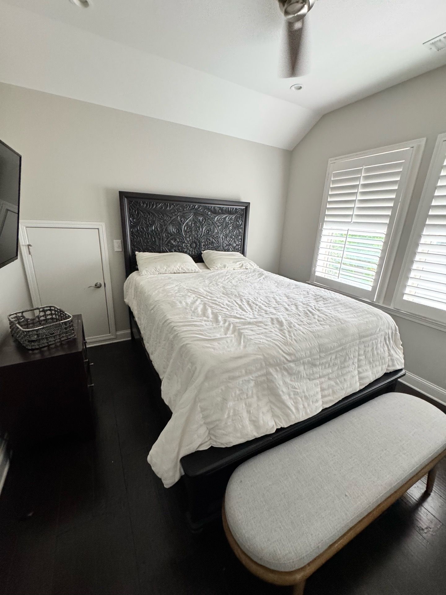 Vintage Brown King Platform Bed - Queen