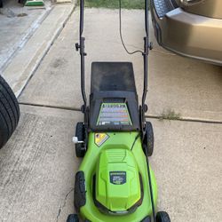 Lawn Mower Green Works 