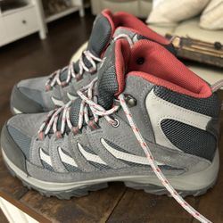 Columbia Hiking Trail Boots