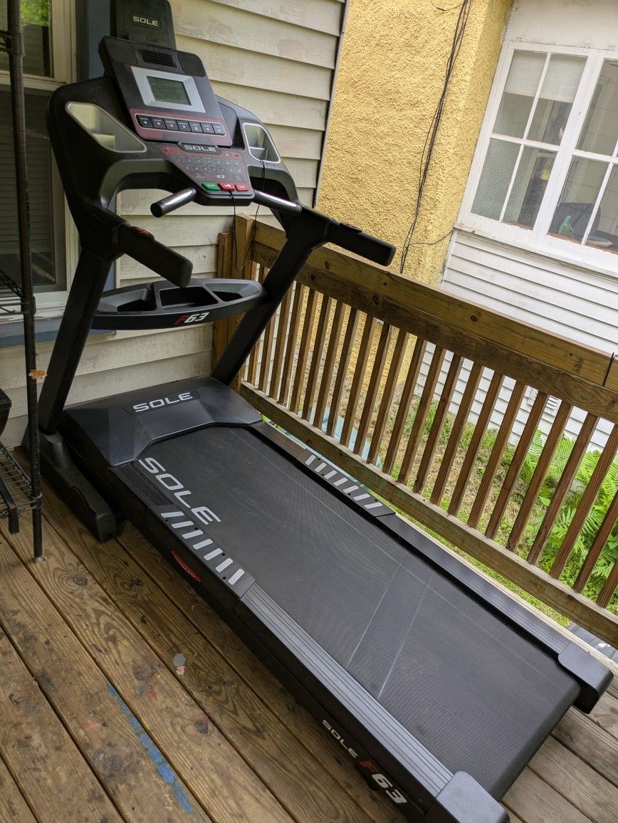 Sole F63 Treadmill