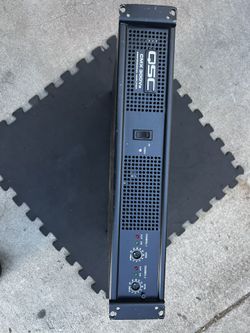 AMPLICADOR QSC CMX 300Va