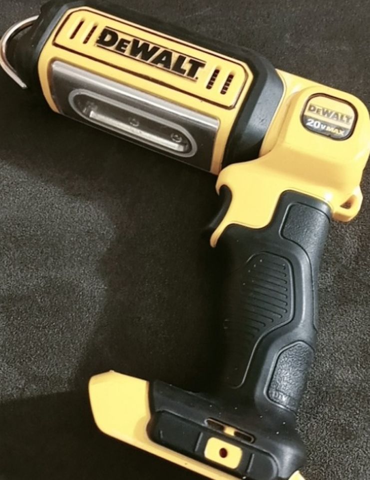 Dewalt Flash Light 20v Max