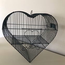 HEART SHAPED BIRD CAGE