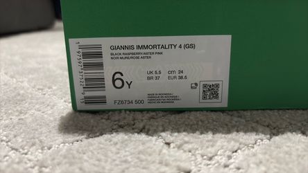 Nike Giannis Immortality 4 GS Sneakers