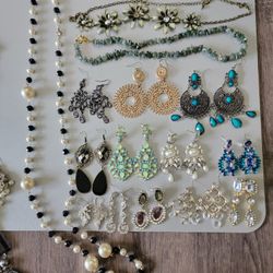 Earnings & Necklaces