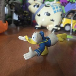 Donald Duck Mini Figure 