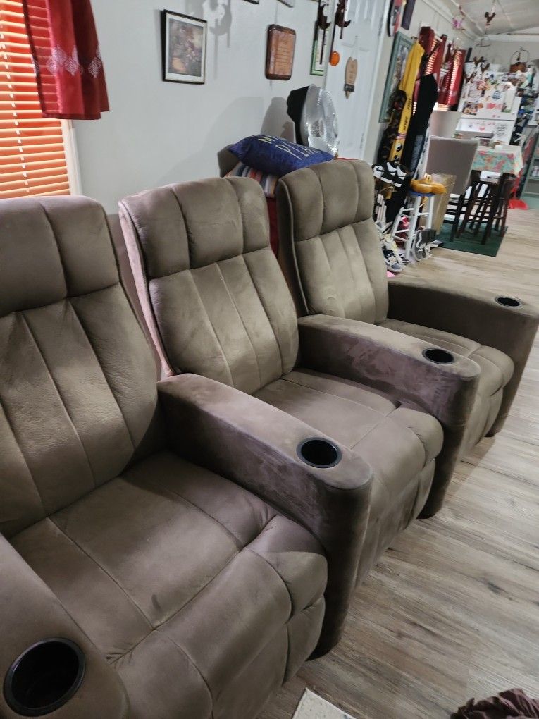 Home Theater  Recliner Chairs Swade