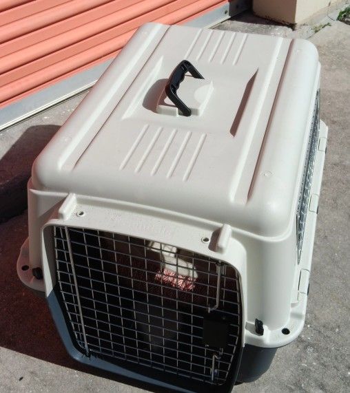 Essential Pet Carrier