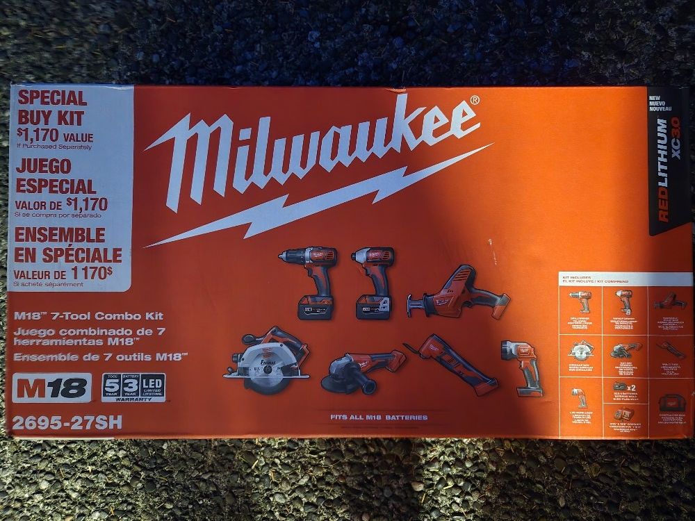 Milwaukee Tool Set