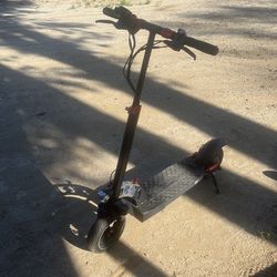 Electric scooter with signals and led lights