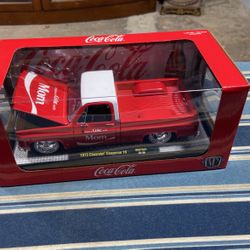 M2 Machines 1:24 Scale 1973 Chevrolet Cheyenne 10 Coca Cola MOM 