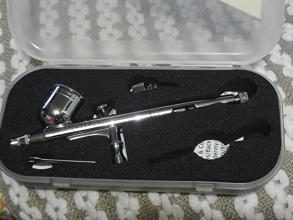 Master Airbrush Model G23 For Sale 