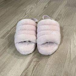 Women’s Fluff Yeah slides