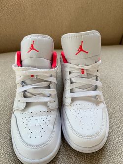 Nike Air Jordan 1 Low “Chicago Home”