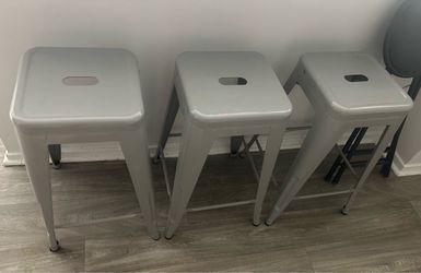 Set of 3 Metal Bar Stools 24in height