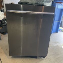 Samsung Storms Wash Diswasher  Has Water Leak