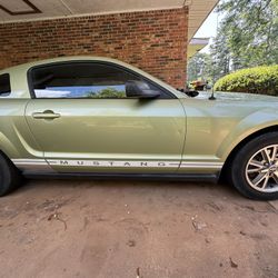 2005 Ford Mustang