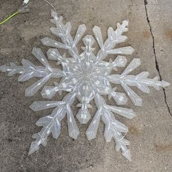 4’ LED outdoor Christmas snowflake decoration