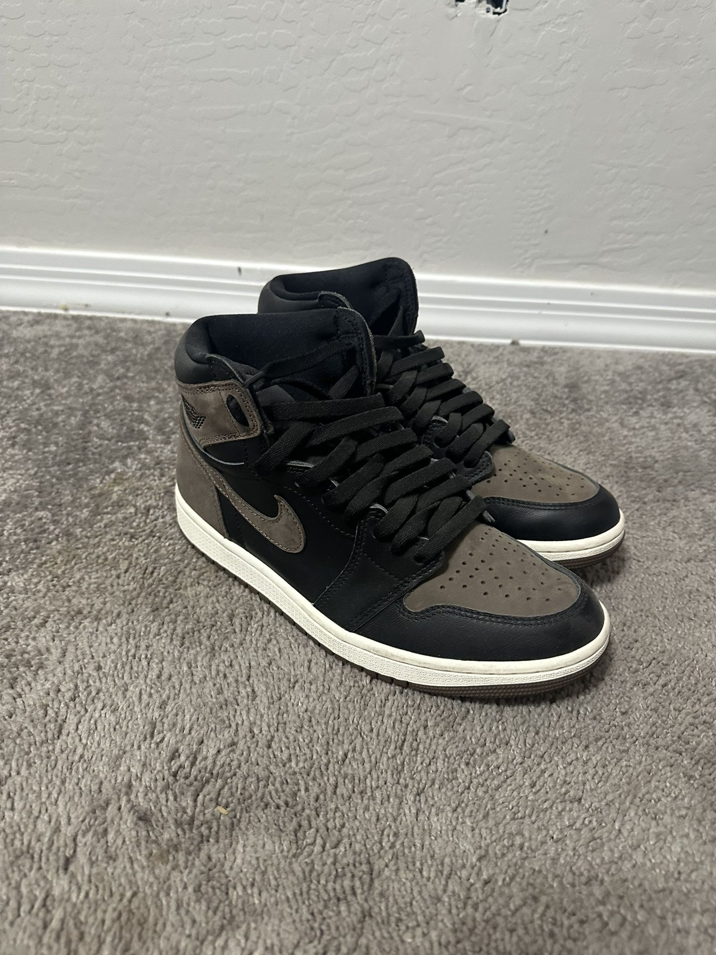 Jordan 1 Palomino Size 8 Men’s Size 9.5 Women’s