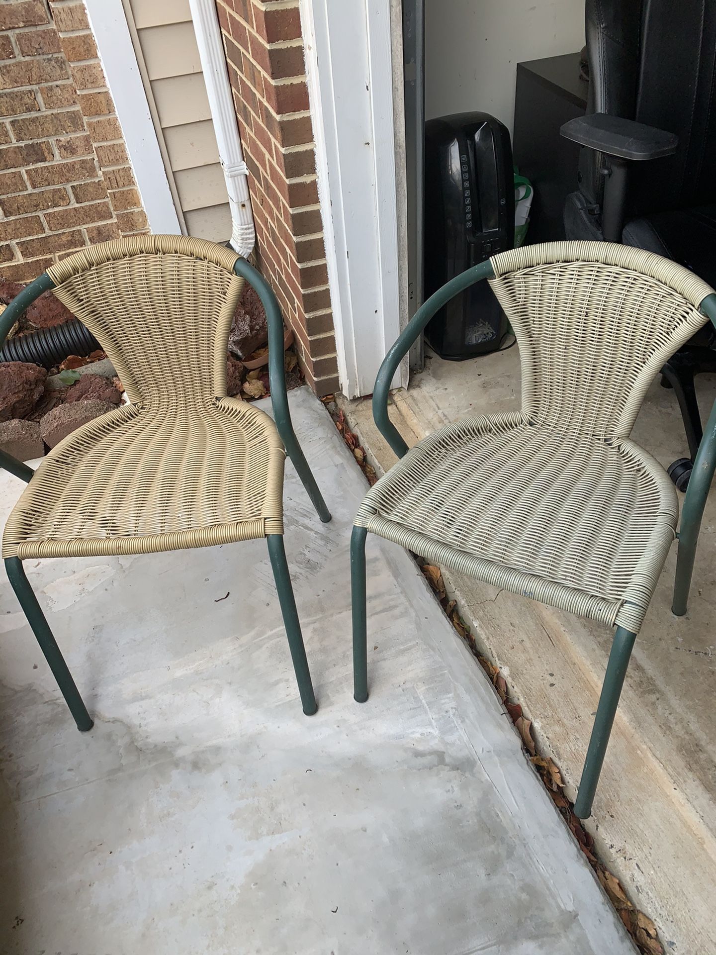 2 Outdoor Chairs