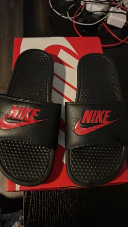 Nike sliders