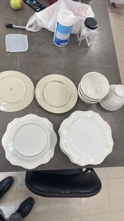 Mixed White Ceramic Dinnerware Set