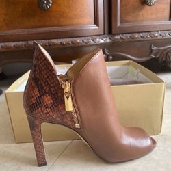 Michael Kors Heels 7.5