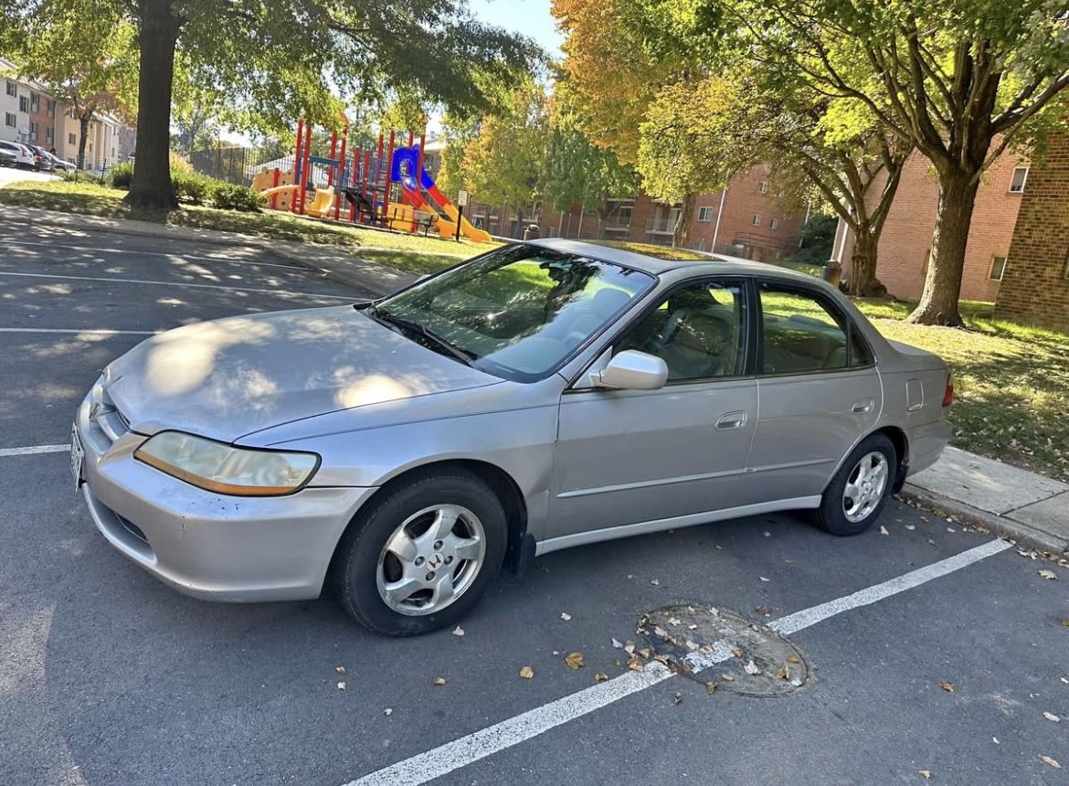 1999 Honda Accord-Grey