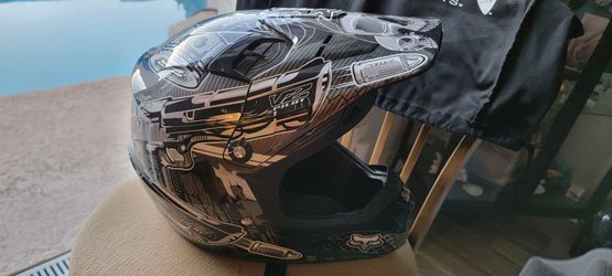FOX HELMET - Size XS 🦊
