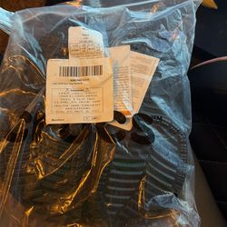 Brand New Crocs (Black) (size 4)