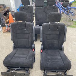 Caravan And Town & County Seats
