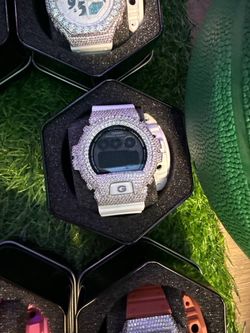 White moissanite bussdown g shock