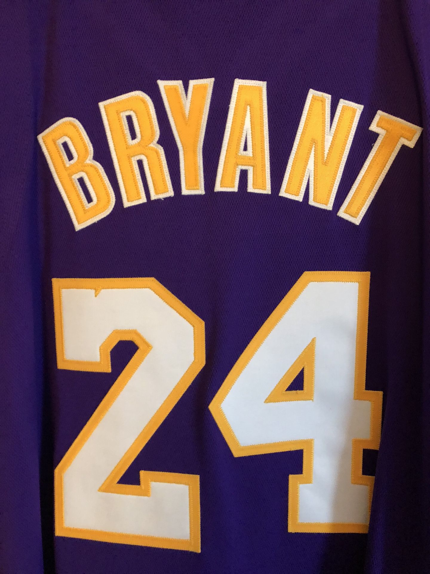 Lot Detail - 2009 Kobe Bryant NBA Finals Game Worn Home Alternate Warm-Up  Jacket (DC Sports)