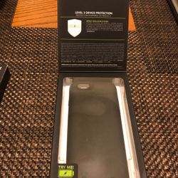 Mophie charging case IPhone 6/6S Juice pack plus 120% extra battery.