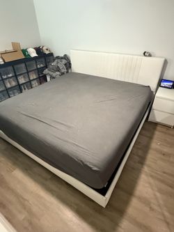 White king bed frame