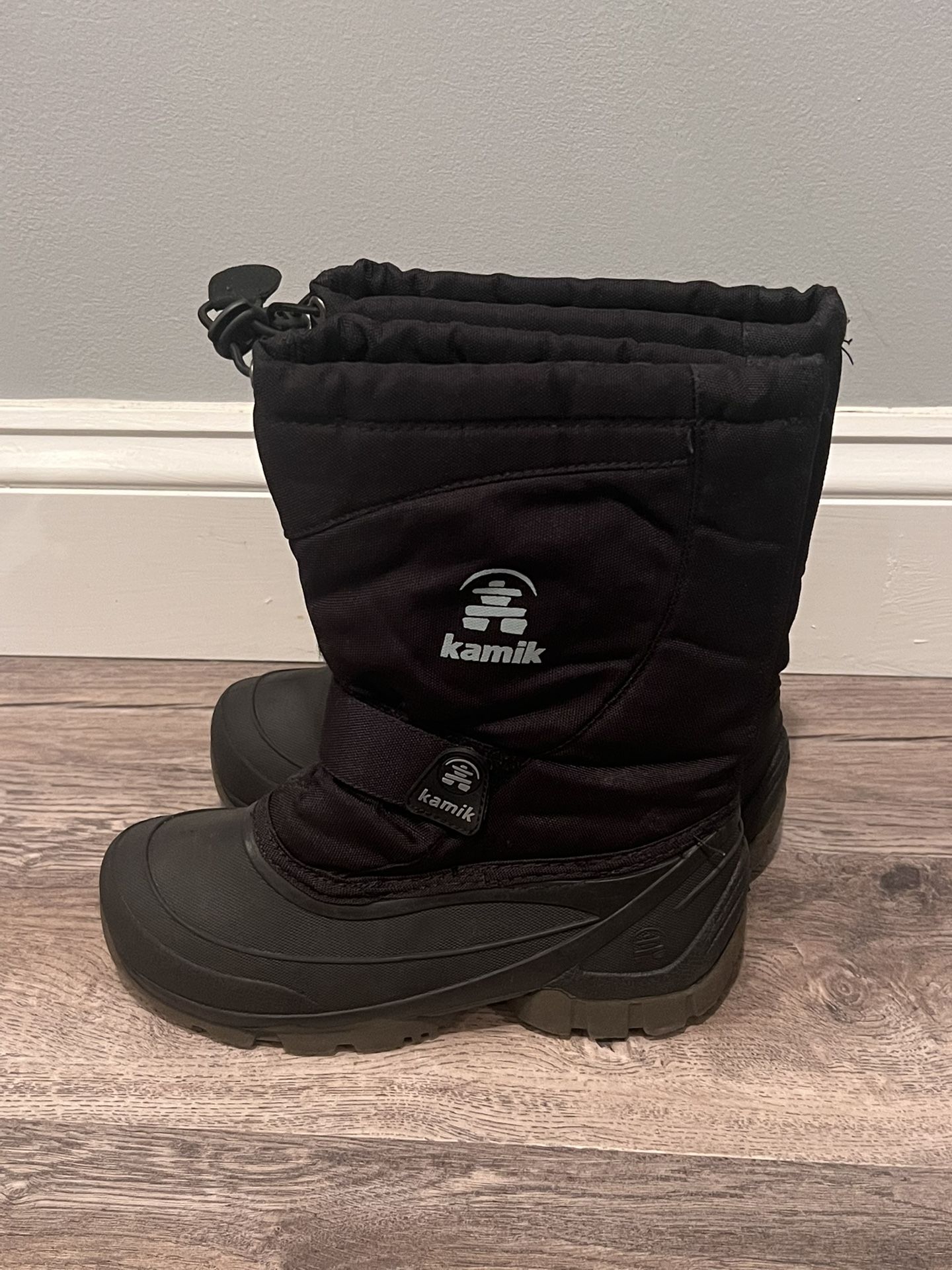 Kamik Black Winter Snow Boots. Size 3.